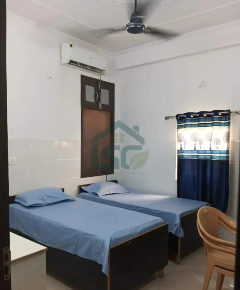 Shri Banke Bihari Girls PG in Sector 126, Noida — property photo 2