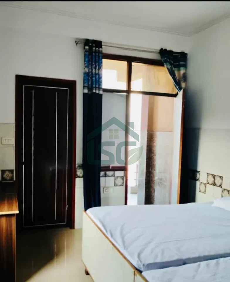 Shri Banke Bihari Girls PG in Sector 126, Noida — property photo 4