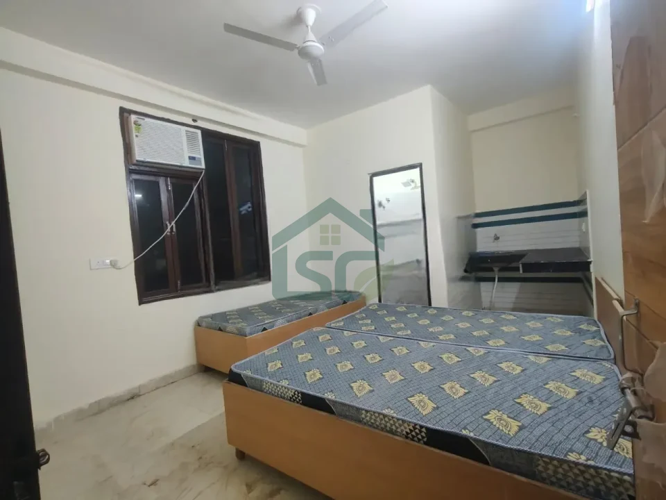 Cozy Stay in Palam Vihar Extension, Gurugram — property photo 3