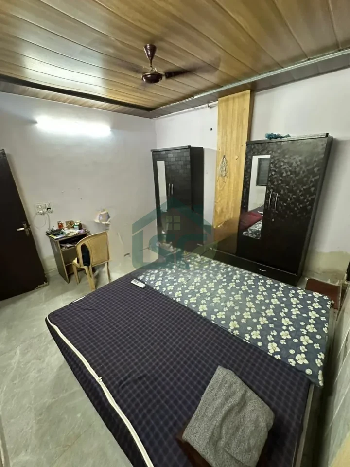 Morden residency boys in Kamla Nagar, Delhi — property photo 4