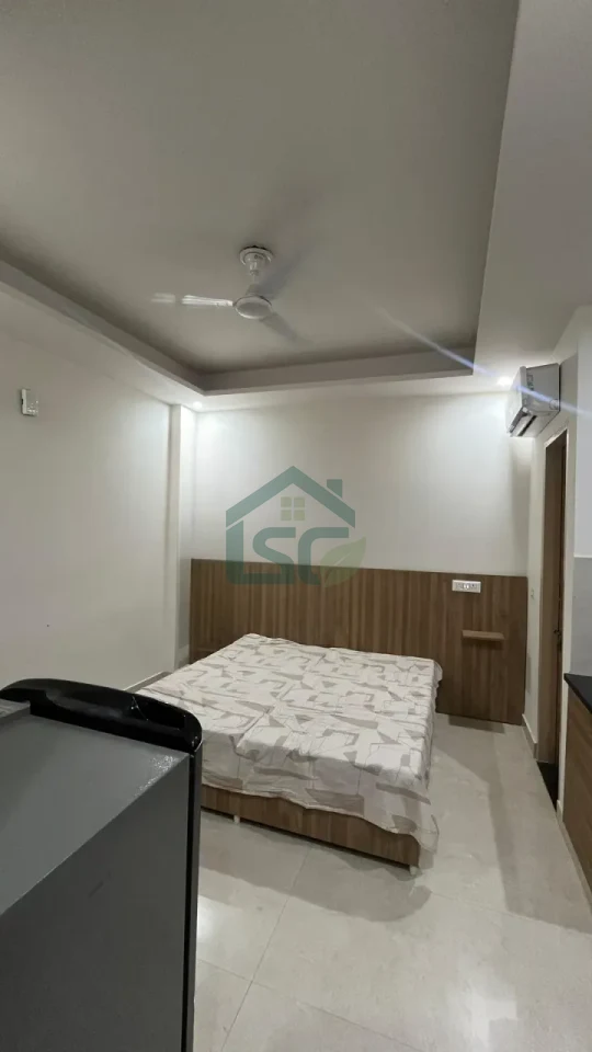 Anchit Room For Rent in Sector 57, Gurugram — property photo 4