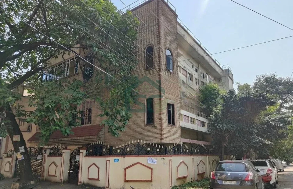 Photo 2 of Modern Dlx PG, Sector 1, Visakhapatnam