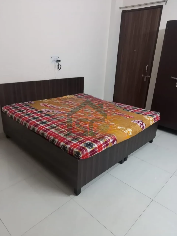 Rohan Room For Rent in Sector 51, Gurugram — property photo 3