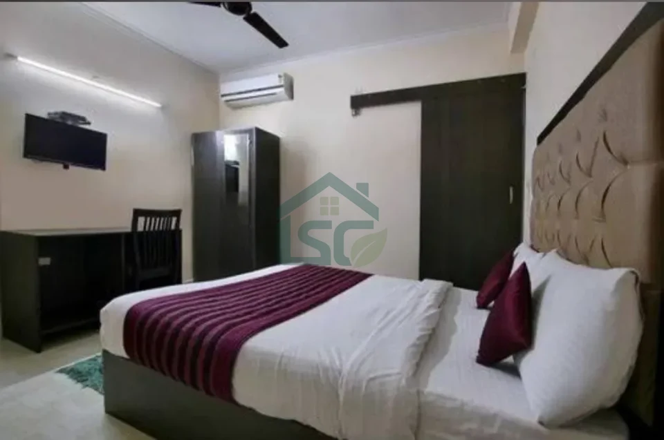 The Royal PG in Sector 62, Noida — property photo 2