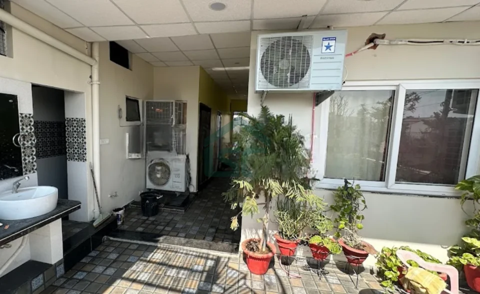 Photo 4 of Renu Girls PG Hostel, South City, Lucknow
