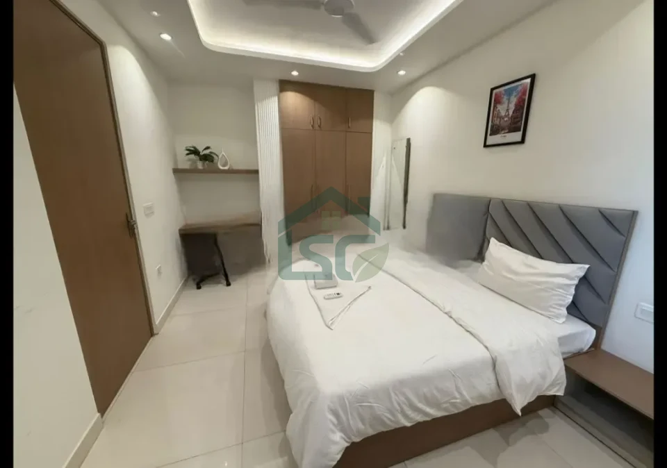 1 _ RK in Sector 56, Gurugram — property photo 1