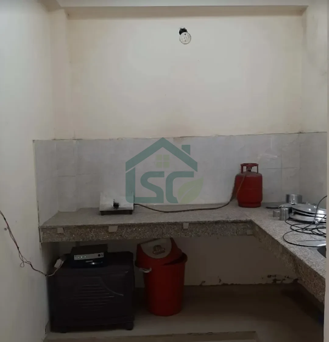NK PG in Ghitorni, Delhi — property photo 1