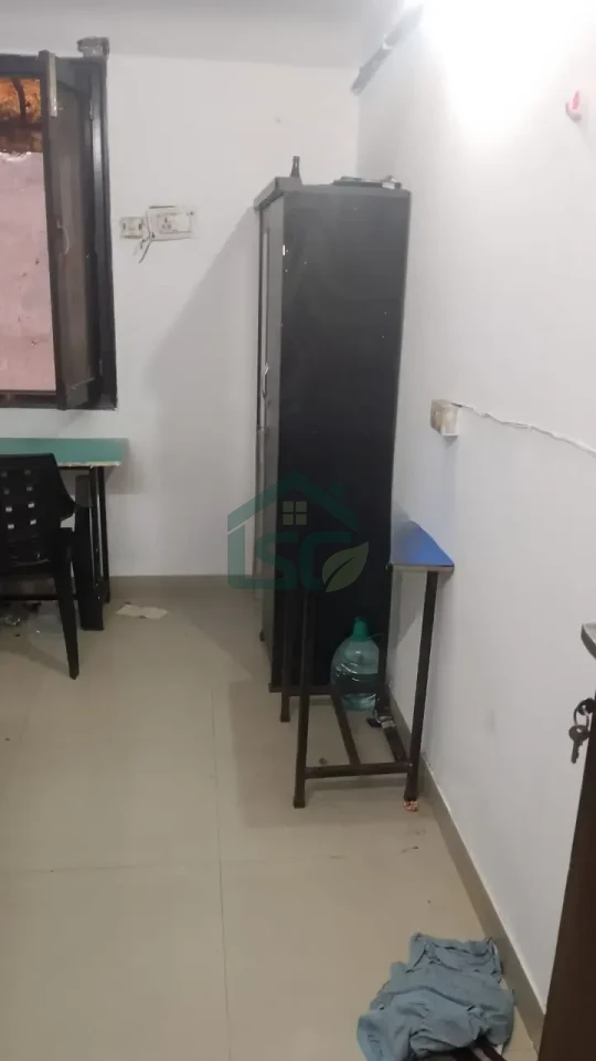 Student Home PG for boys in Mukherjee Nagar, Delhi — property photo 1