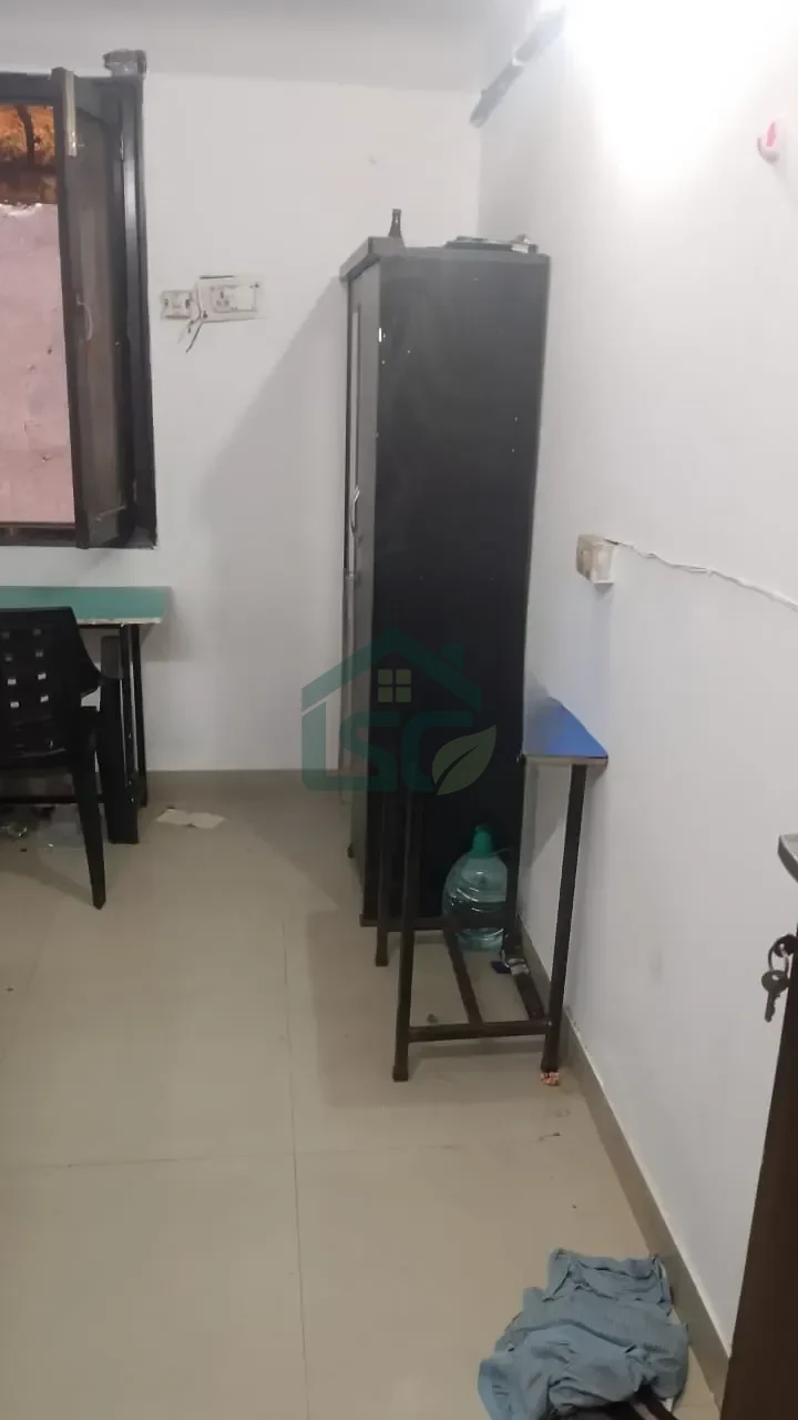 Student Home PG for boys in Mukherjee Nagar, Delhi — property photo 1