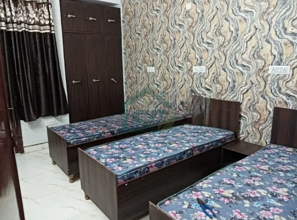 Banke bihari PG in Sector 15, Noida — property photo 4