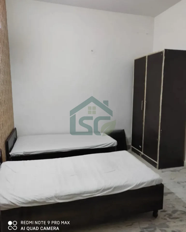 Verma PG in Ashok Vihar, Delhi — property photo 1