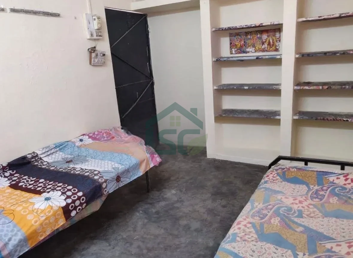 At Gurukrupa Boys PG, Mahal, Nagpur