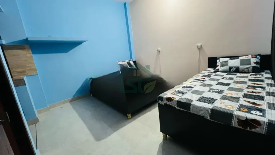 Golden PG in Sector 33, Gurugram — property photo 2