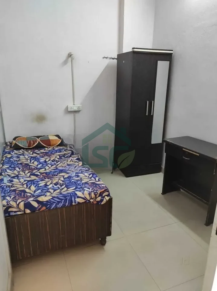 Krishna PG in Mukherjee Nagar, Delhi — property photo 1