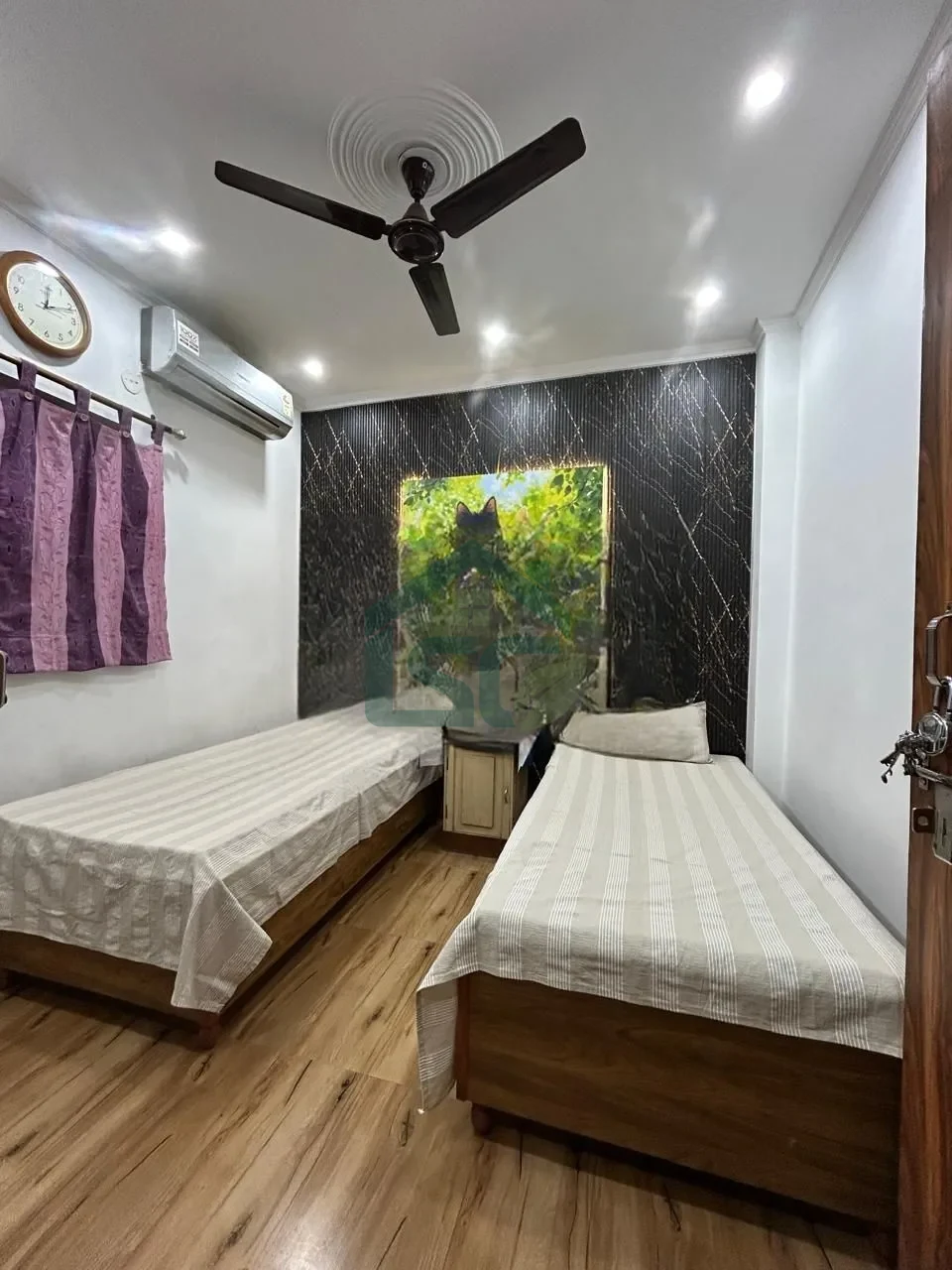 At Rudra Boys Hostel, Greater Kailash, New Delhi