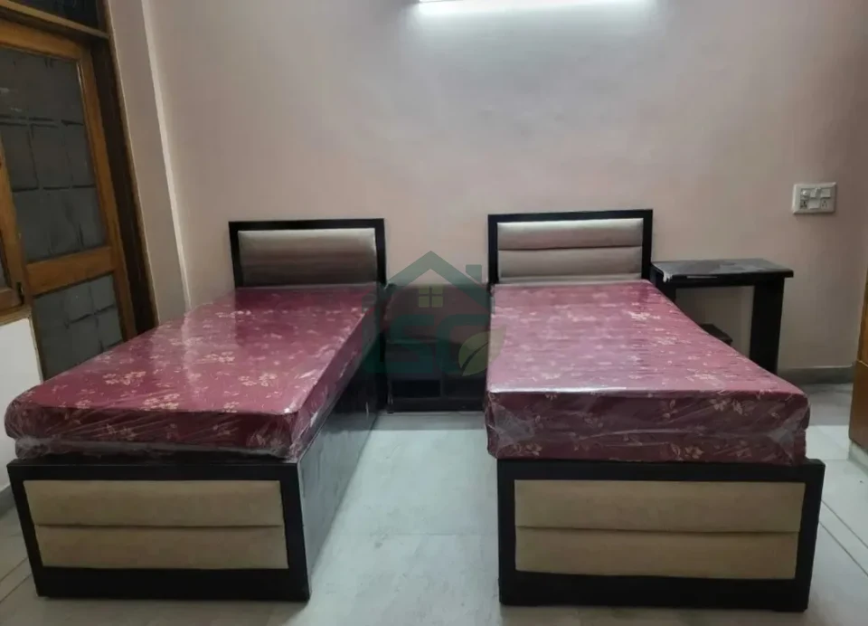 P G Home in Kalkaji, Delhi — property photo 3