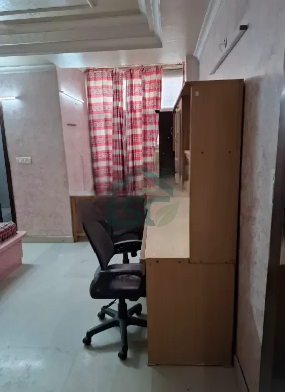 Anmol Girls PG in Patel Nagar, Delhi — property photo 5