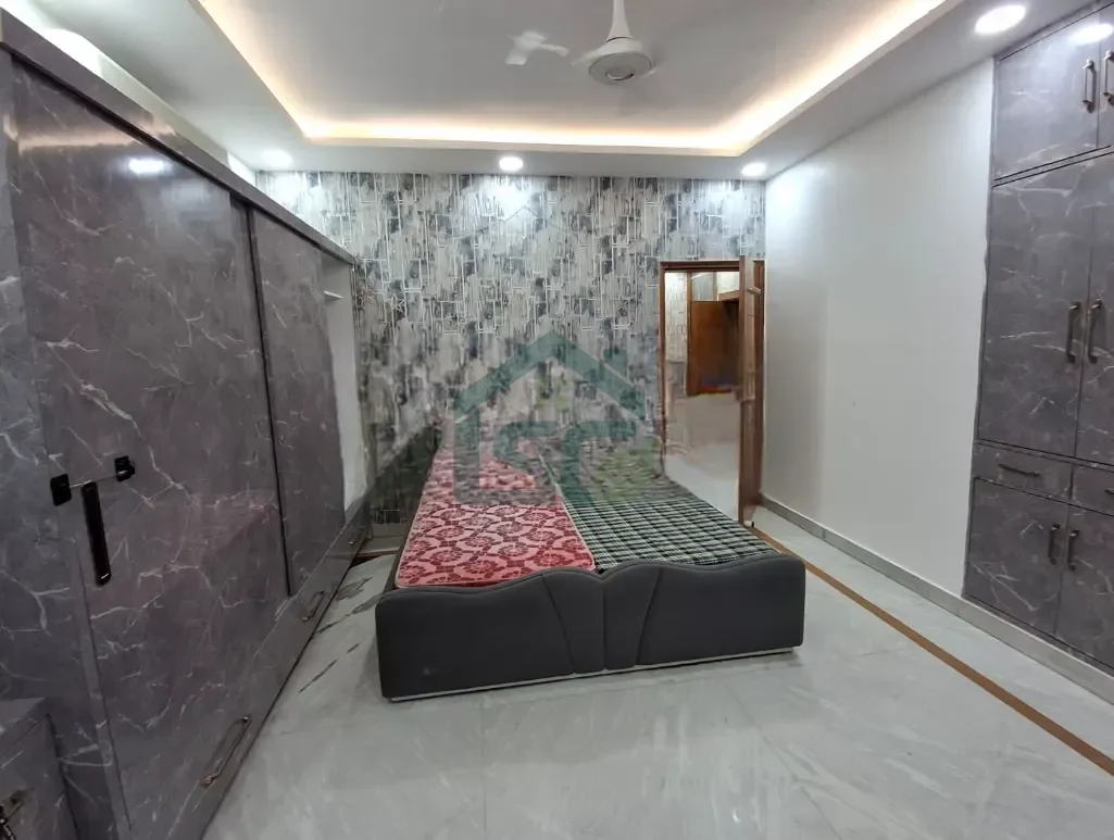 Anmol Girls PG in Patel Nagar, Delhi — property photo 1