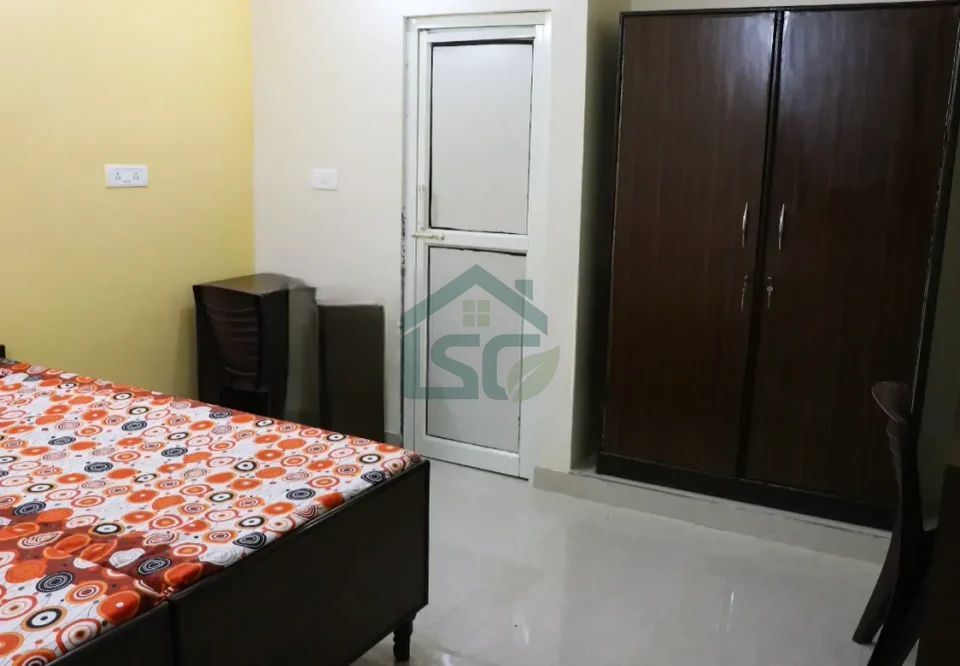Samrat hostel boys PG in Sector 126, Noida — property photo 2