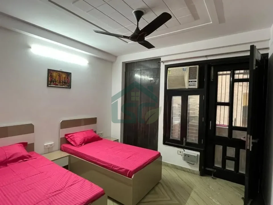 Kridha Homes PG in Hastsal, Delhi — property photo 2