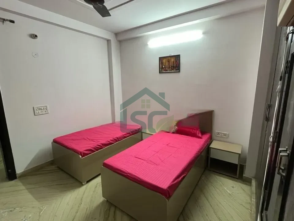 Kridha Homes PG in Hastsal, Delhi — property photo 1