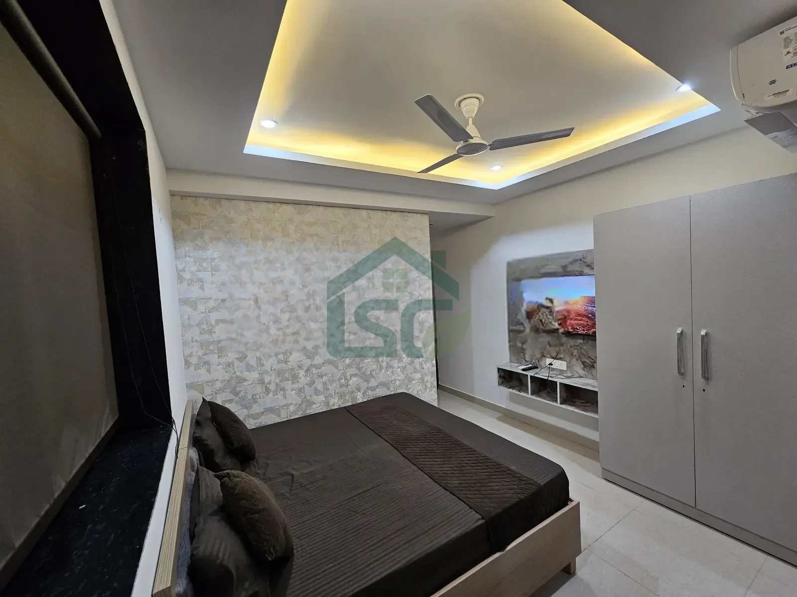 Aggarwal's PG in Sector 126, Noida — property photo 1