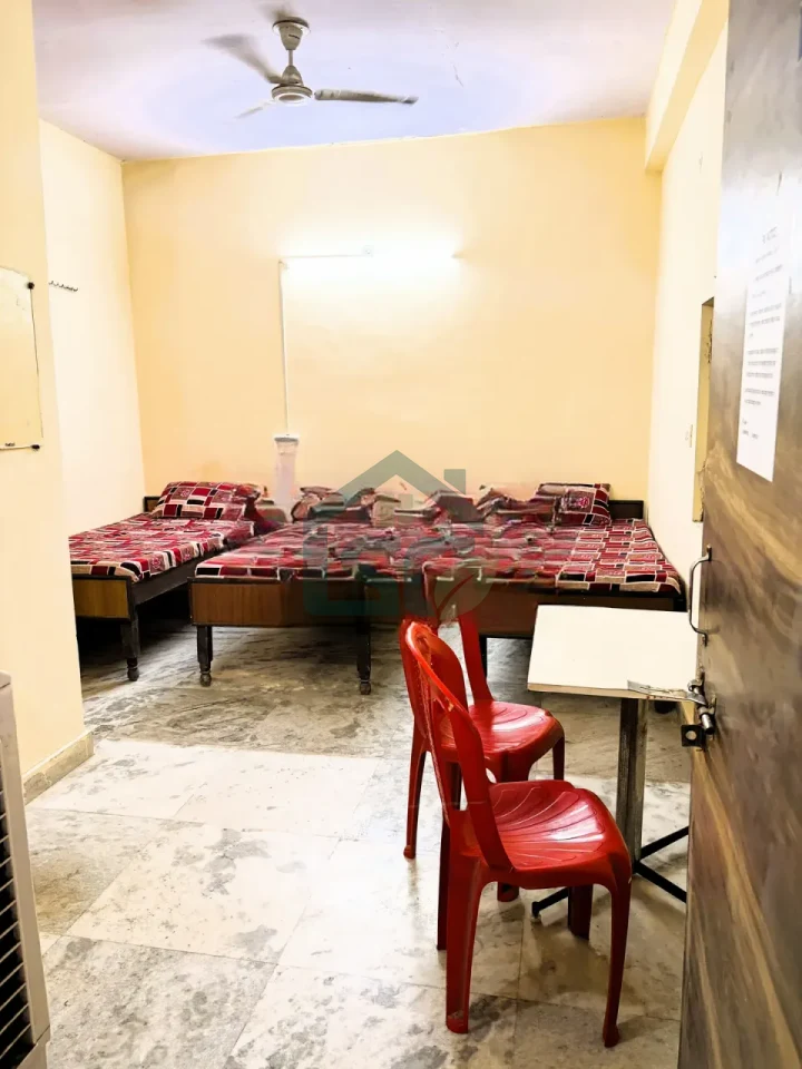 Noida comfort PG in Goyal Colony, Noida — property photo 5