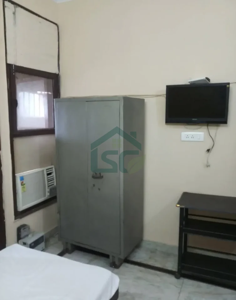 Vinayak PG in Sector 38, Gurugram — property photo 3