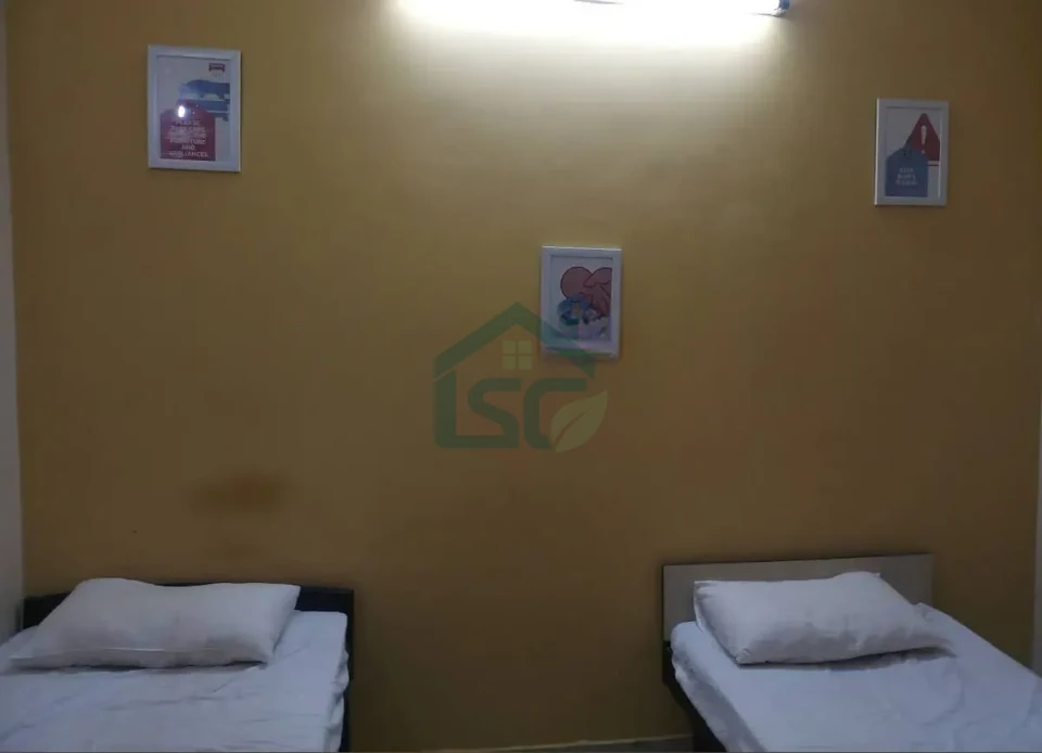 Vinayak PG in Sector 38, Gurugram — property photo 1