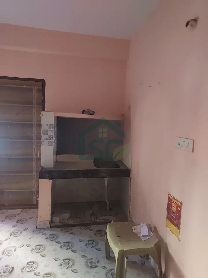 Ashish Room For rent in Sector 86, Gurugram — property photo 4