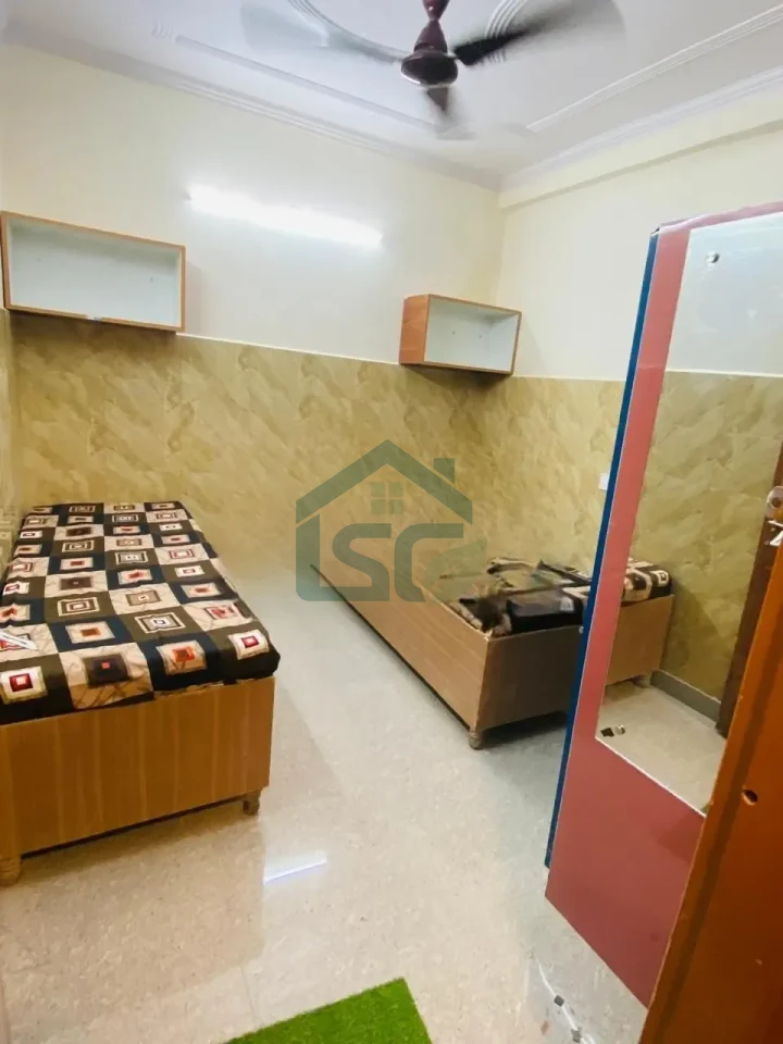 Garg Paying Guest in Govindpuri, Delhi — property photo 1