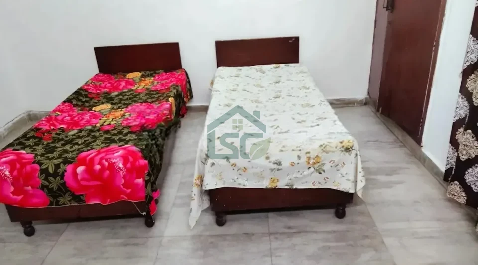 Sudesh PG for Boys in Pitampura, Delhi — property photo 1