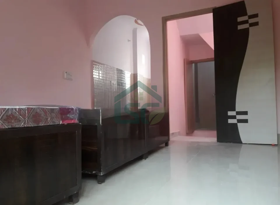 ZSK Boys And Girls PG in Marmurpur, Delhi — property photo 2