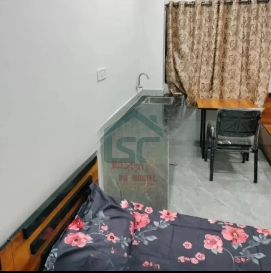 At Pratha Sharee PG & Hostel, Tigaria Rao, Indore