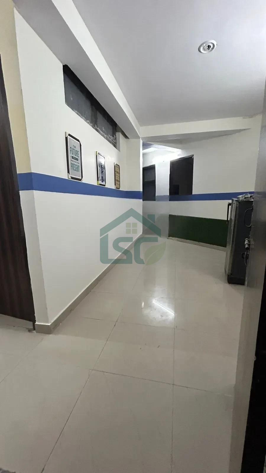 Premium Stays Boys Hostel in Kamla Nagar, Delhi — property photo 1
