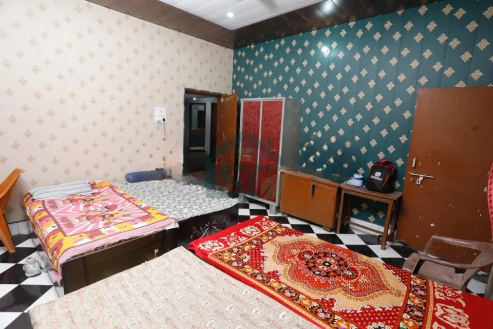 Photo 2 of City Girls Hostel, Near sikader agh, Lucknow