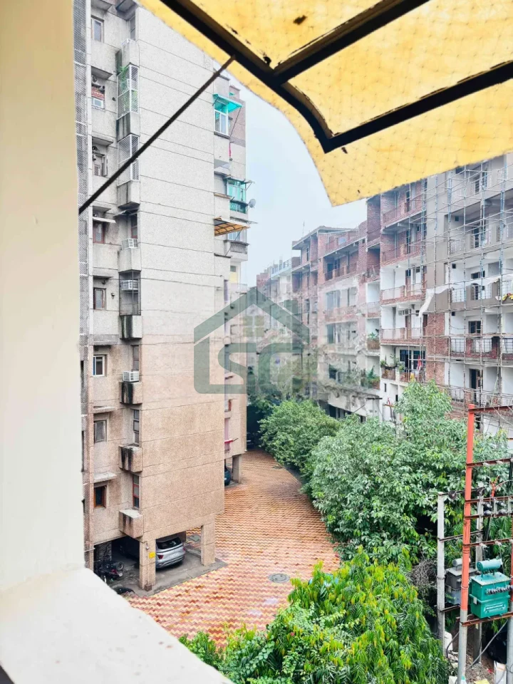 Apna Niwas PG in Sector 62, Noida — property photo 1