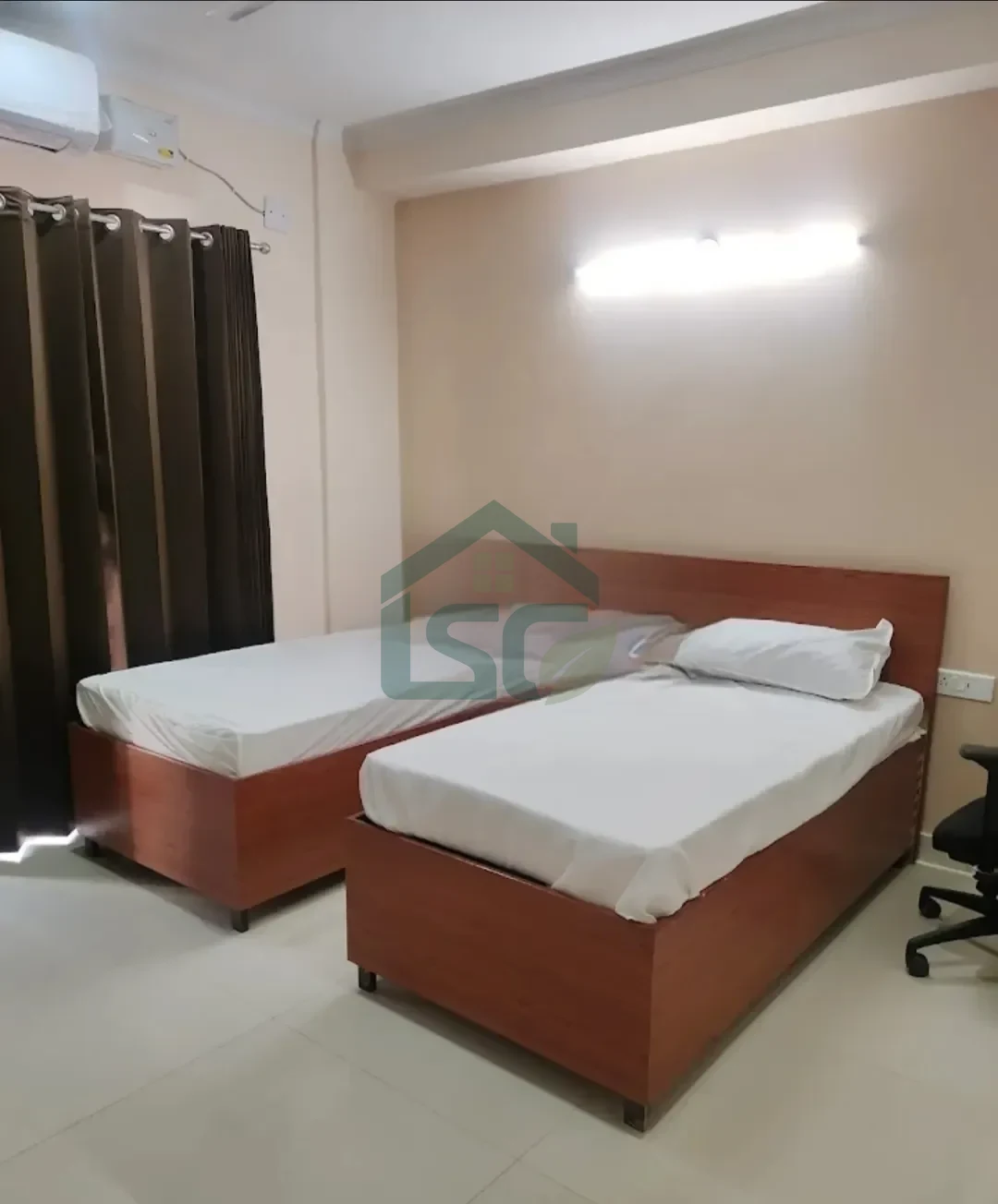 Coral sunrise in Sector 43, Gurugram — property photo 1