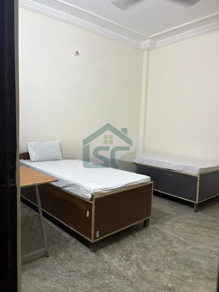 Luxury PG for boys in Sector 40, Noida — property photo 1