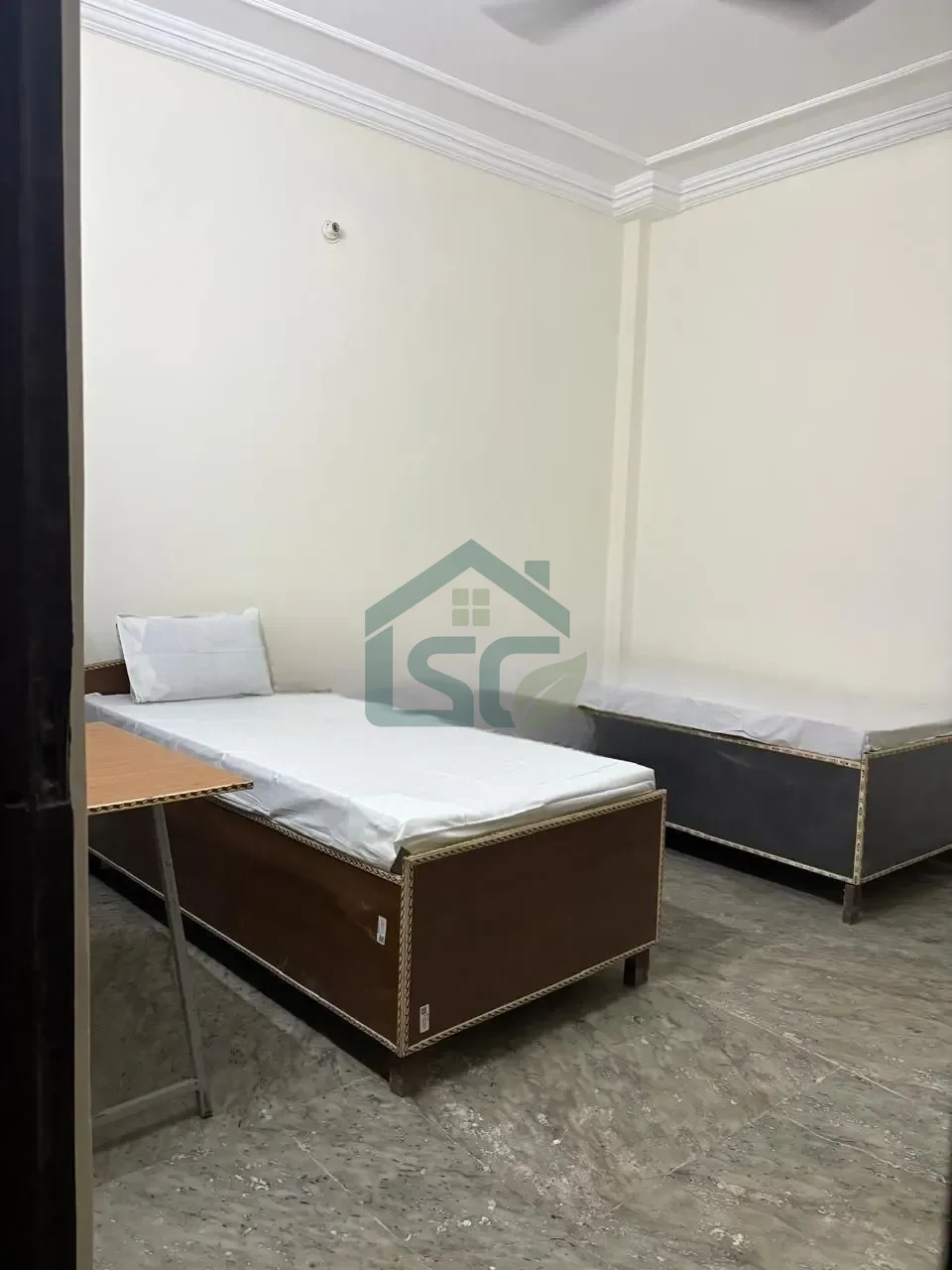Luxury PG for boys in Sector 40, Noida — property photo 1