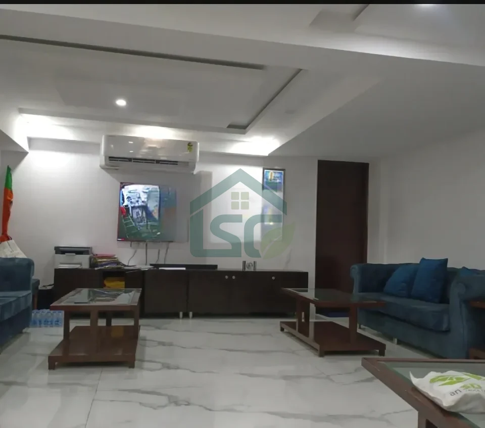 A M R PG in Ansari Nagar East, Delhi — property photo 4