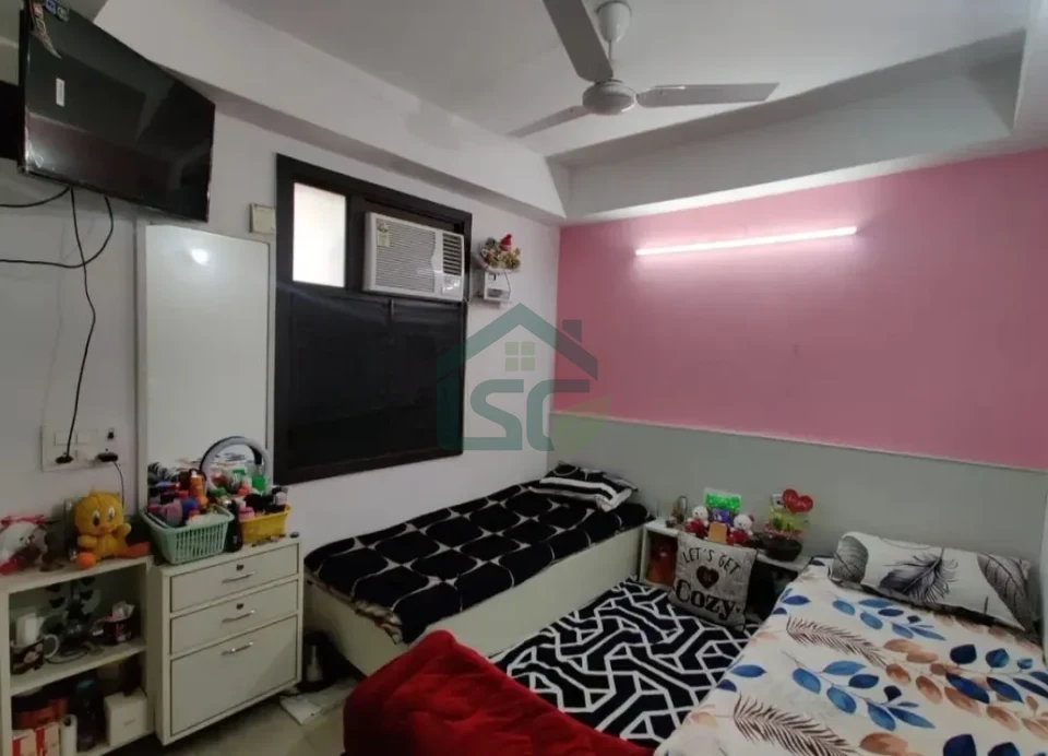 A M R PG in Ansari Nagar East, Delhi — property photo 2