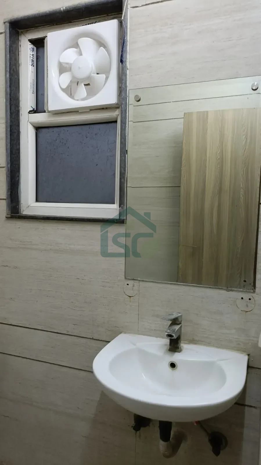 Amistay PG in Sector 126, Noida — property photo 1
