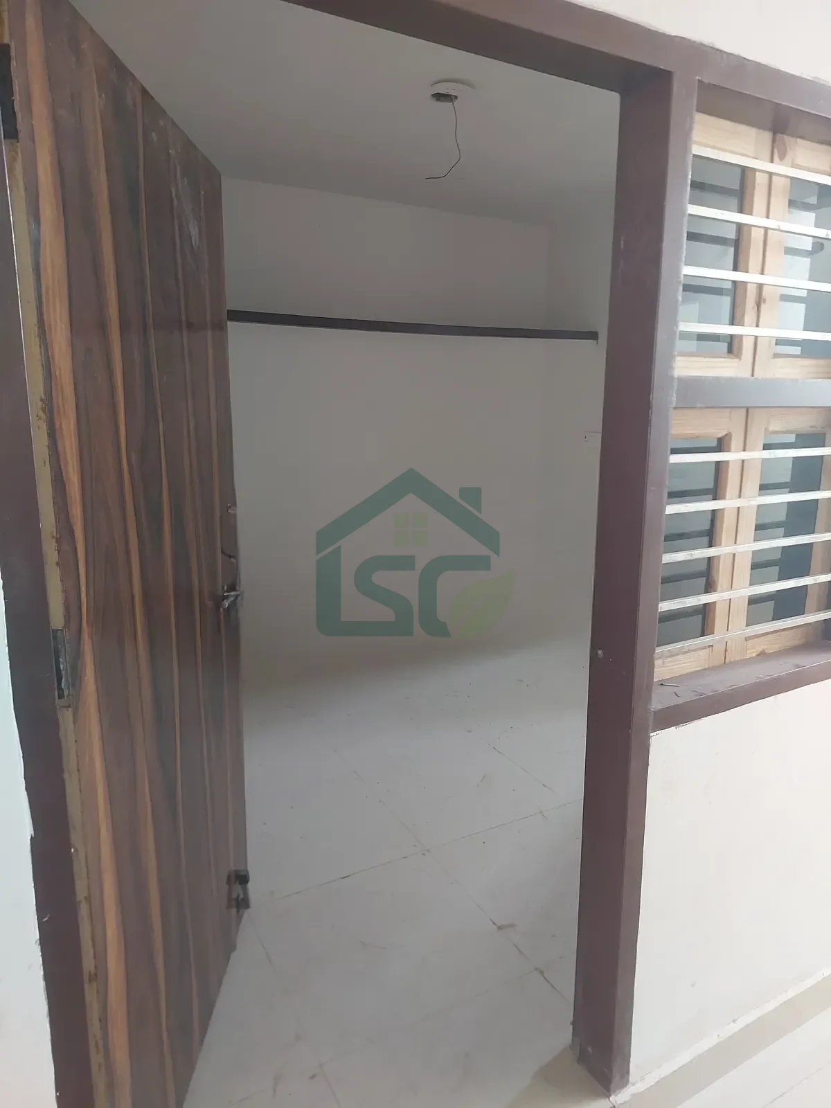 Dedhraj Rokm For Rent in Sector 86, Gurugram — property photo 1