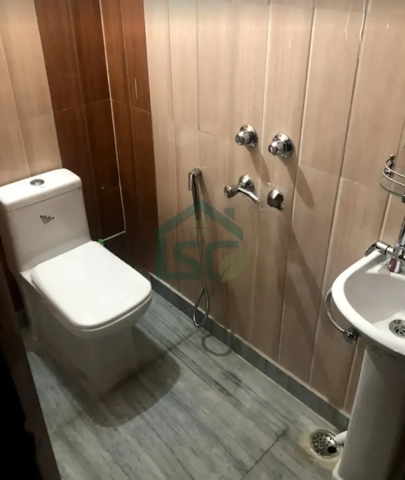 Hollyhocks PG (Girls Only) in Okhla, Delhi — property photo 5