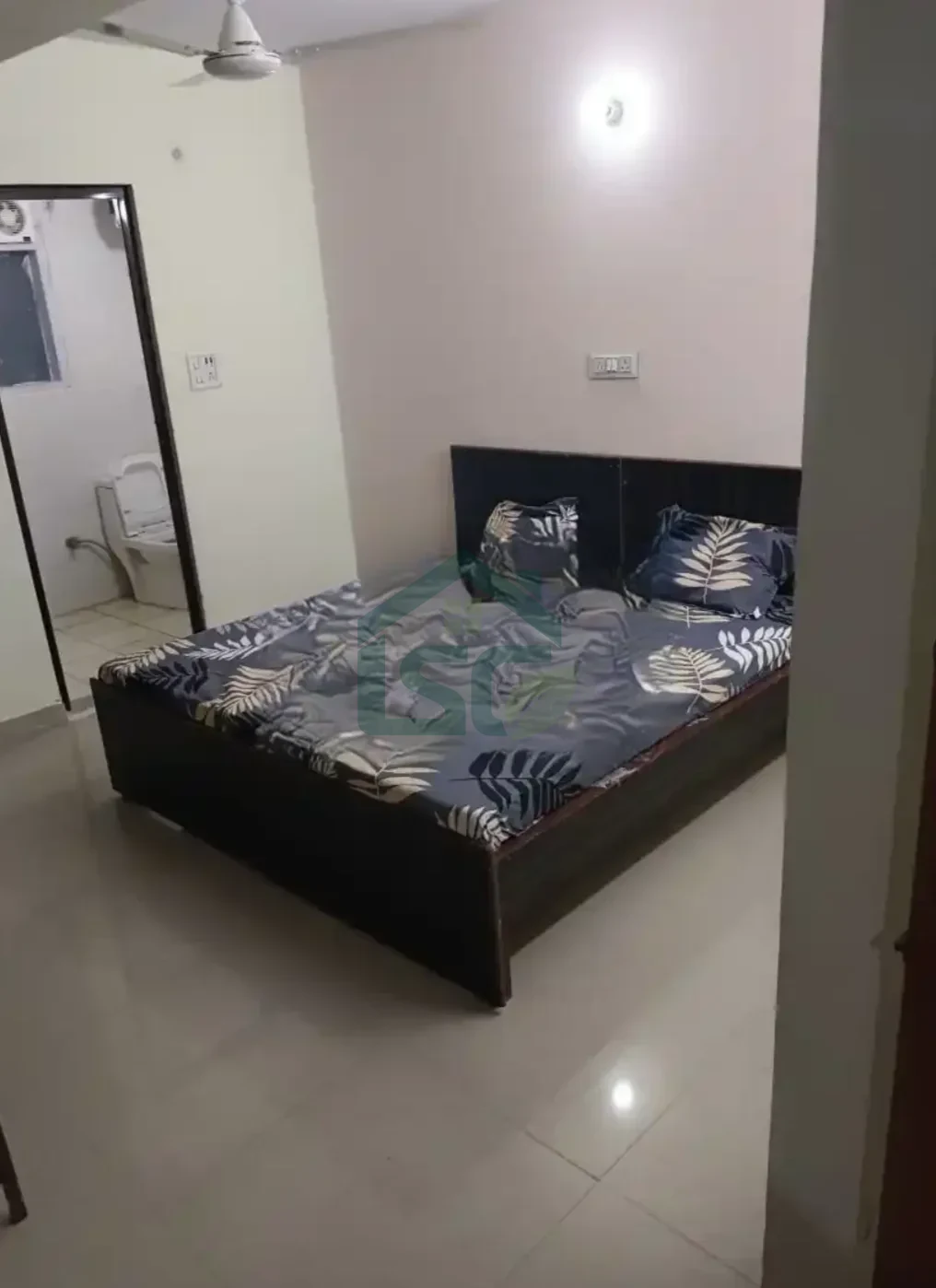 MOM'S PG 16 in Cartarpuri Alias Daulatpur Nas, Gurugram — property photo 1