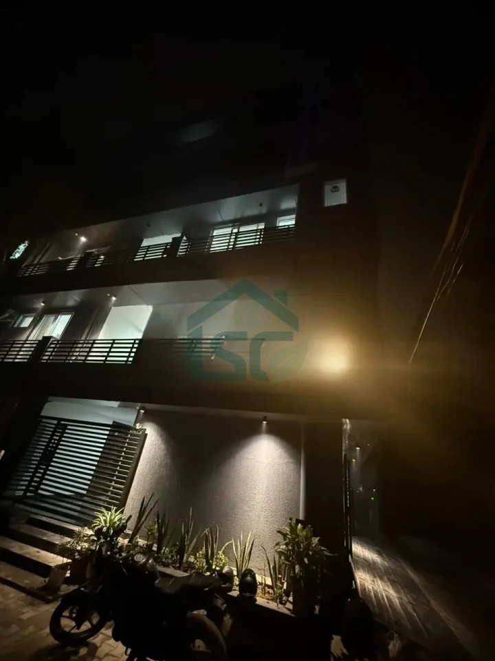 Permanent Roomates Co-Head PG in Sector 34, Gurugram — property photo 2