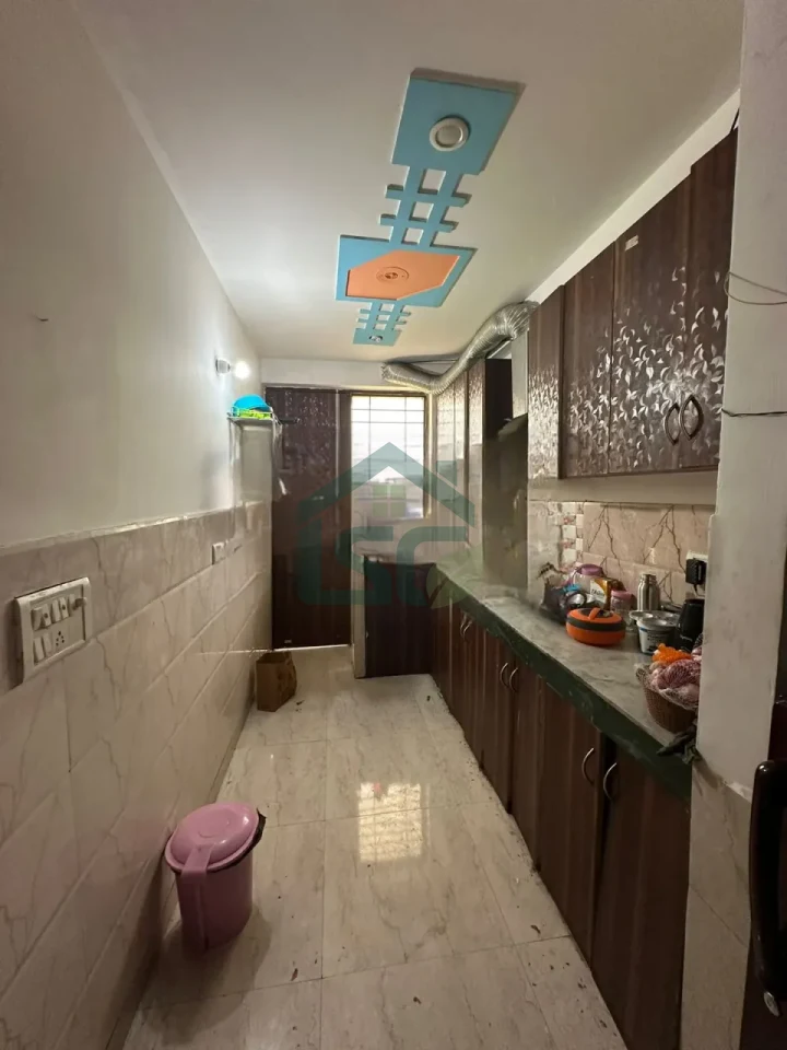 2 BHK fully furnished in Sector 52, Gurugram — property photo 3