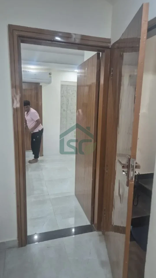 Sushant Lok in Sector 43, Gurugram — property photo 1