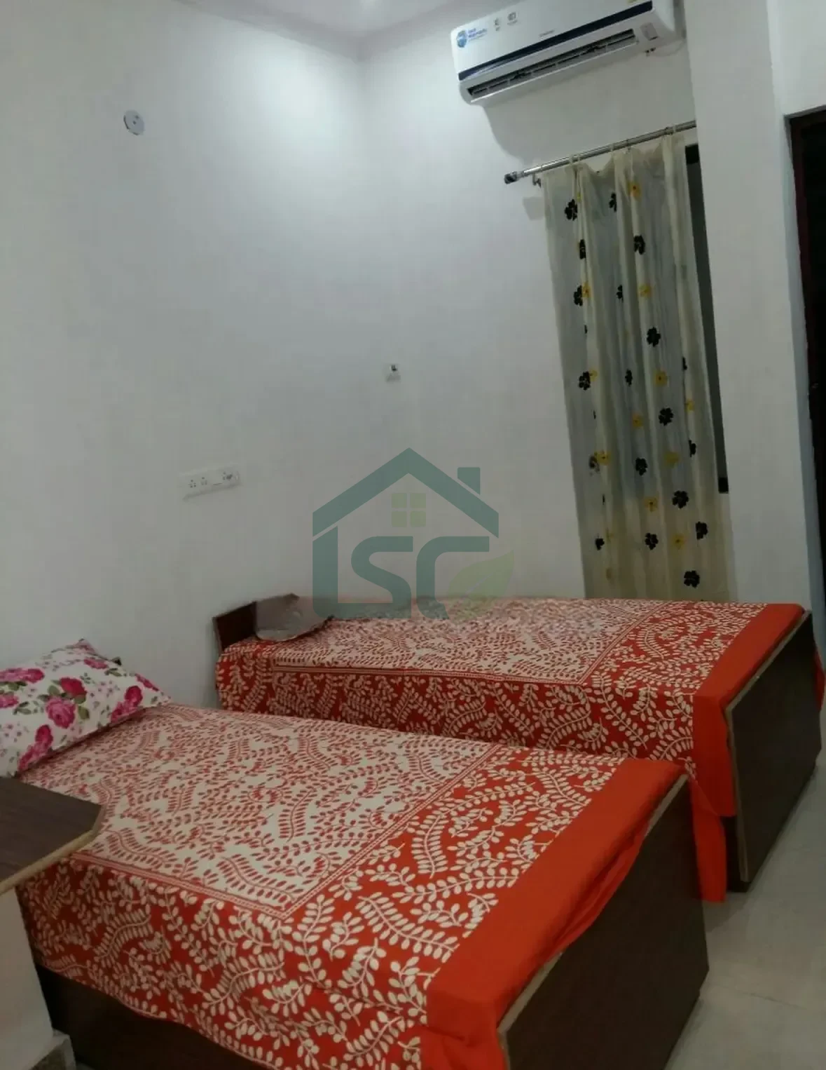 Radha PG in Ashok Vihar, Delhi — property photo 1